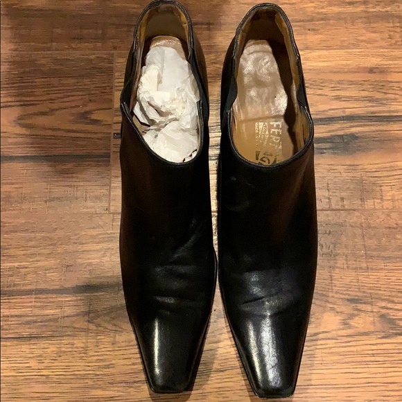 Salvatore Ferragamo booties - Picture 1 of 6